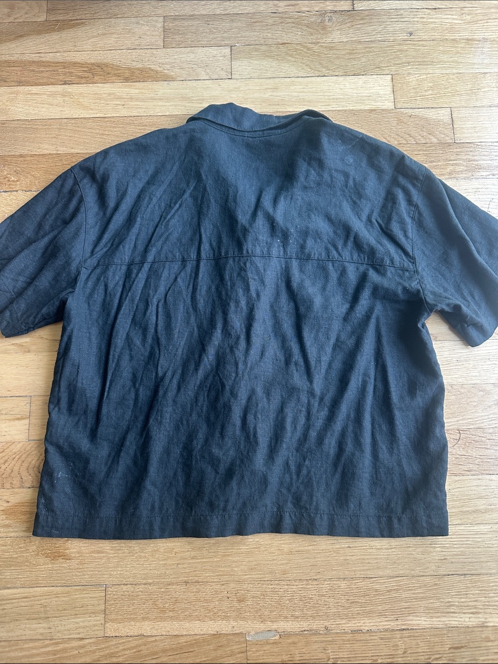 Banana Republic Bundle Two Crop shirt - Picture 3 of 8